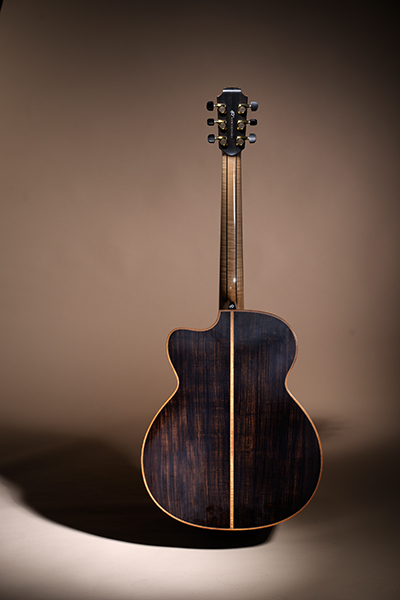 Lowden O50C AB/RW (© Manfred Pollert)